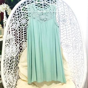 Doe & Rae Shift mini Sleeveless dress 👗 Sz.M